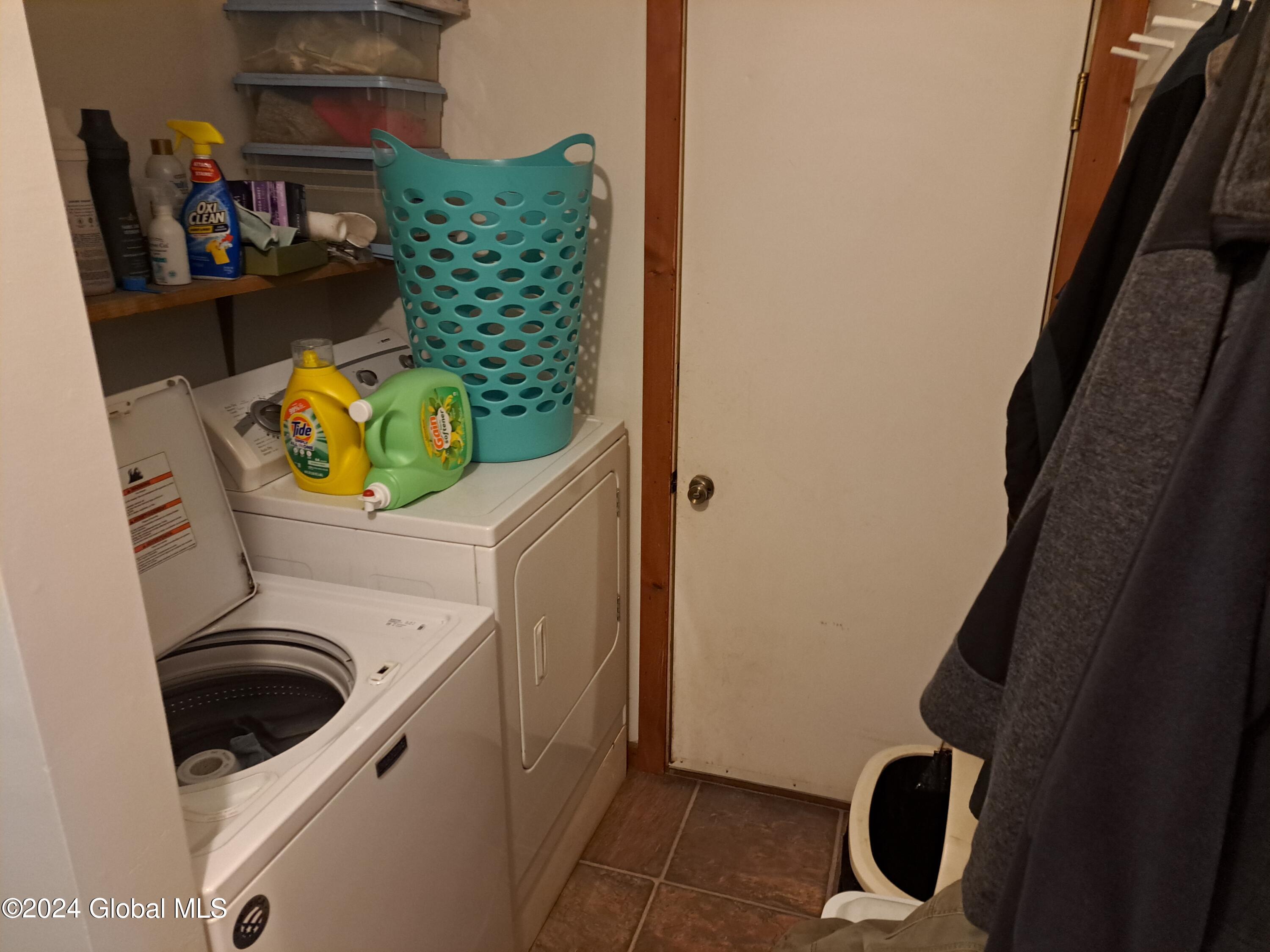 51 Barney Hill Road Johnsburg, NY 12843 - Photo 17 of 108 17 Laundry and Door to Attached Garage