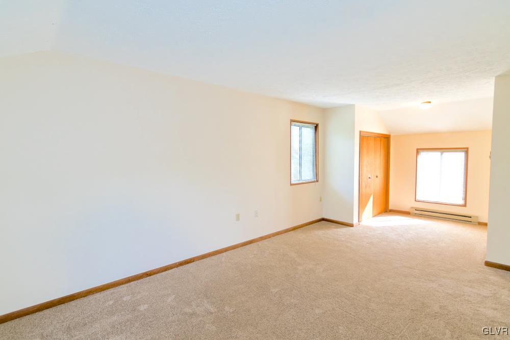 175 Scenic Drive Albrightsville, PA 18210 - Photo 17 of 24 an empty room with windows