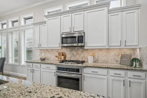 $445,000 | 3002 Golden Honey Lane, Richmond, TX 77406
