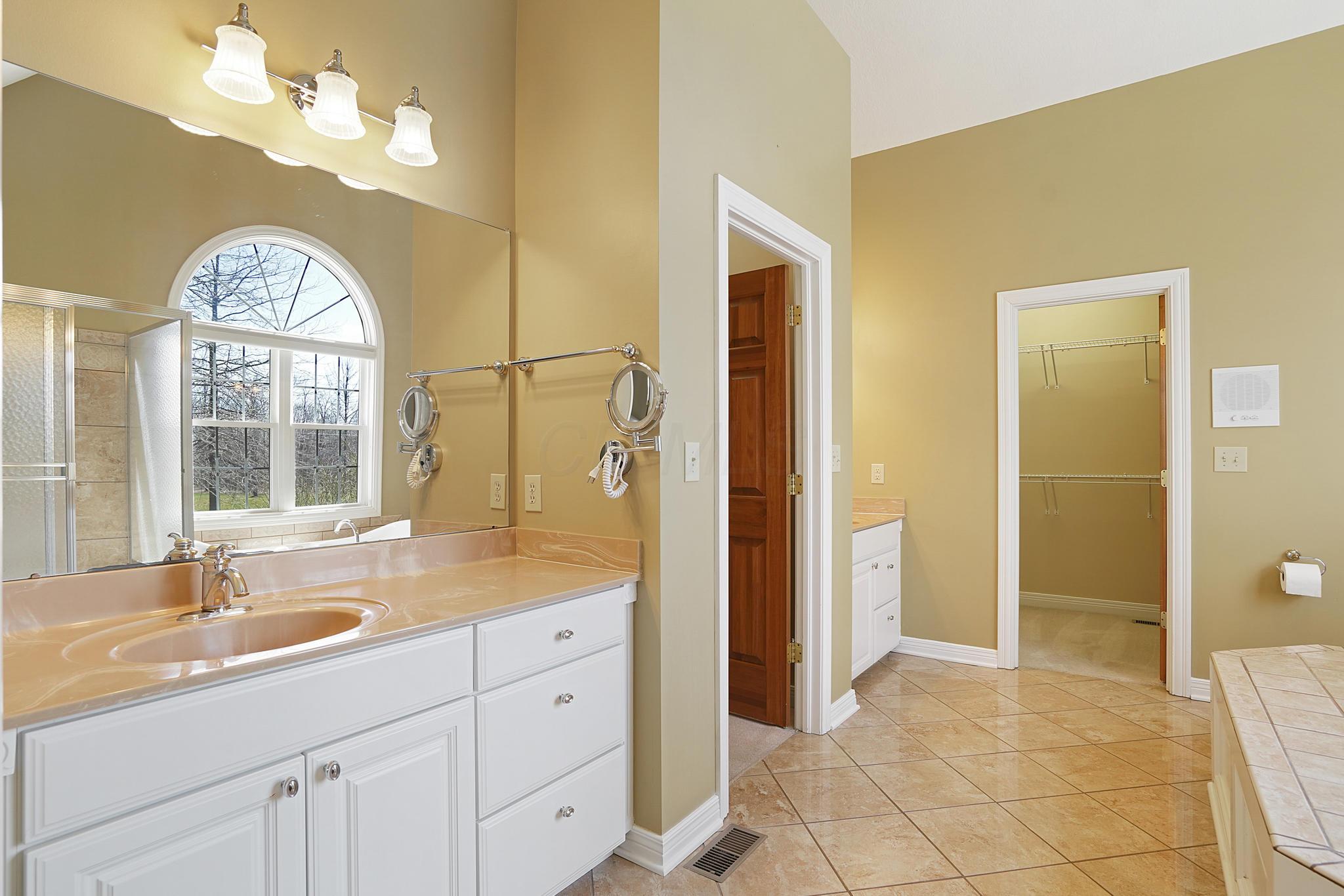 6981 Lewis Center Road Galena, OH 43021 - Photo 51 of 91 Gallery Image 51