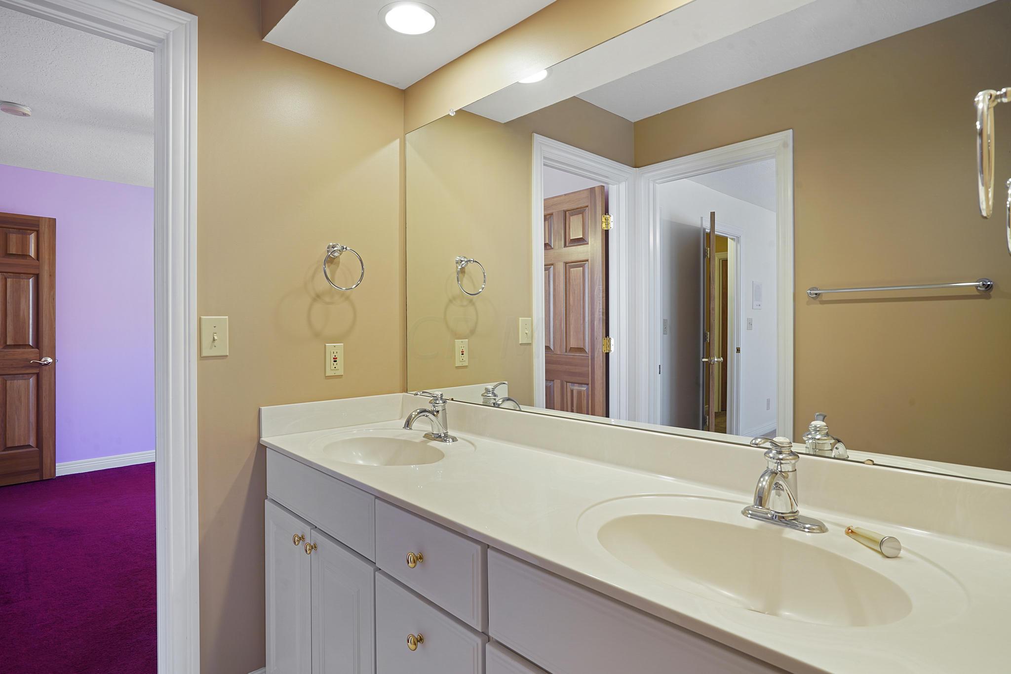 6981 Lewis Center Road Galena, OH 43021 - Photo 63 of 91 Gallery Image 63