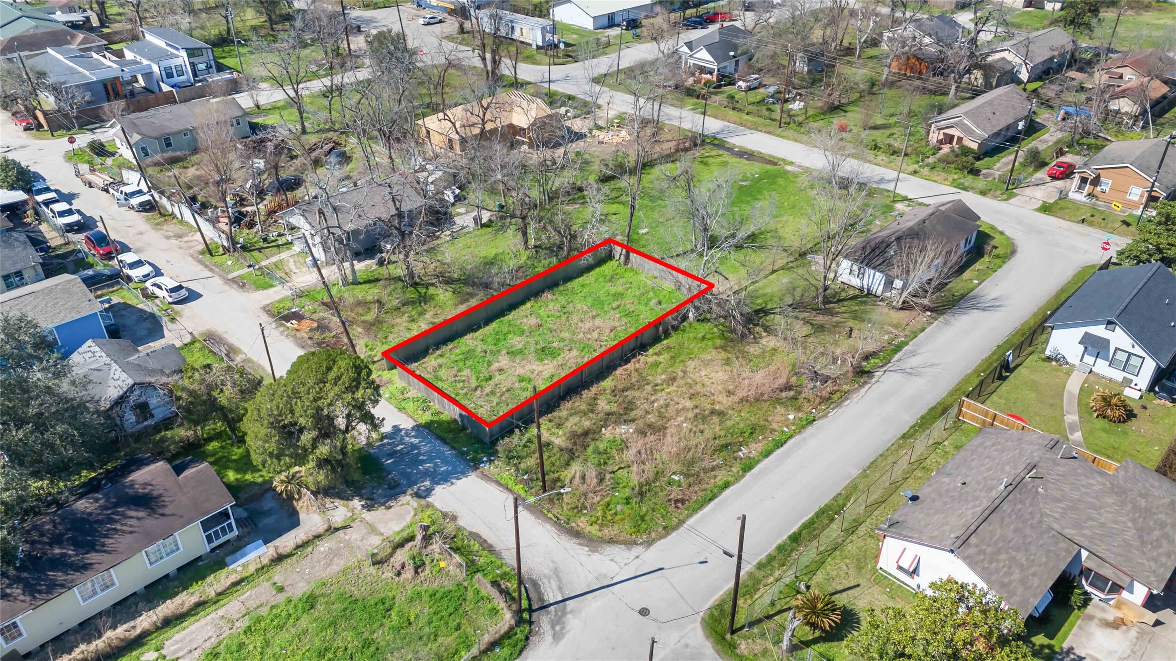 3213 Delia Street Houston, TX 77026 - Photo 7 of 10