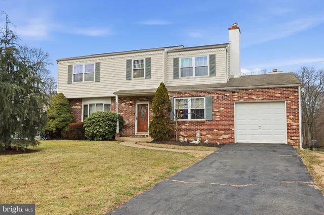 $459,900 | 6414 Crescent Avenue, Bensalem, PA 19020