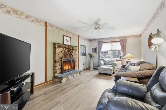 $459,900 | 6414 Crescent Avenue, Bensalem, PA 19020