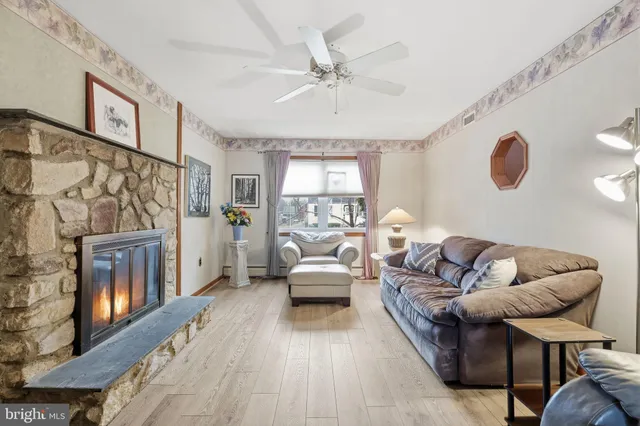 $459,900 | 6414 Crescent Avenue, Bensalem, PA 19020