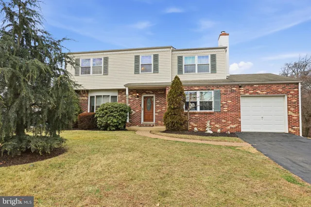 $459,900 | 6414 Crescent Avenue, Bensalem, PA 19020