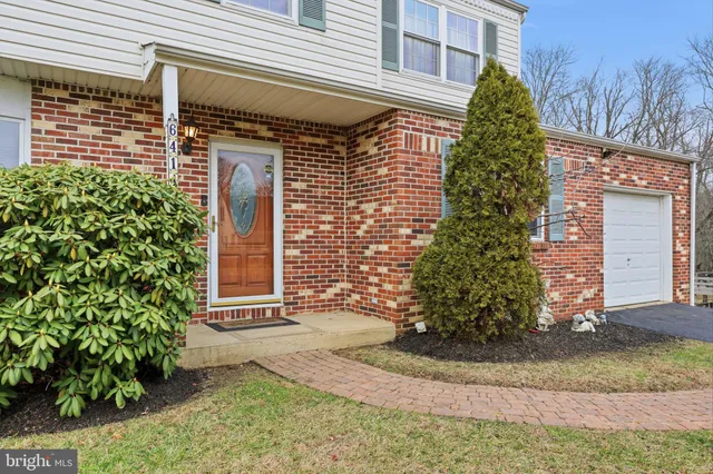 $459,900 | 6414 Crescent Avenue, Bensalem, PA 19020