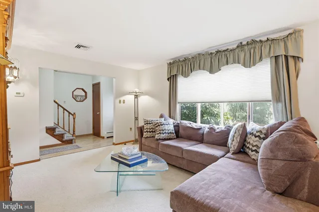 $459,900 | 6414 Crescent Avenue, Bensalem, PA 19020