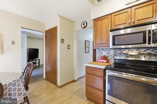 $459,900 | 6414 Crescent Avenue, Bensalem, PA 19020