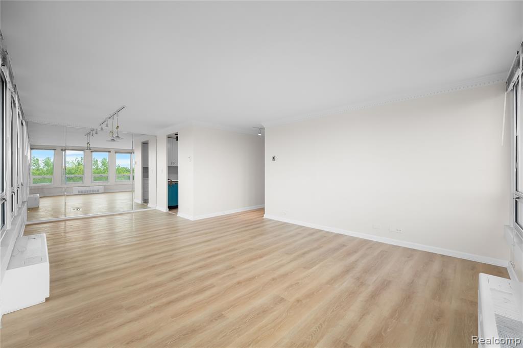 22700 Garrison Street, Unit 809 Dearborn, MI 48124 - Photo 5 of 14
