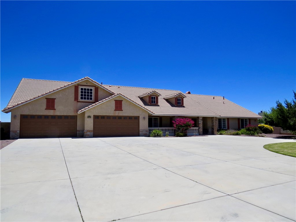 7445 El Manor Road Hesperia, CA 92344 - Photo 1 of 71 Gallery Image 1