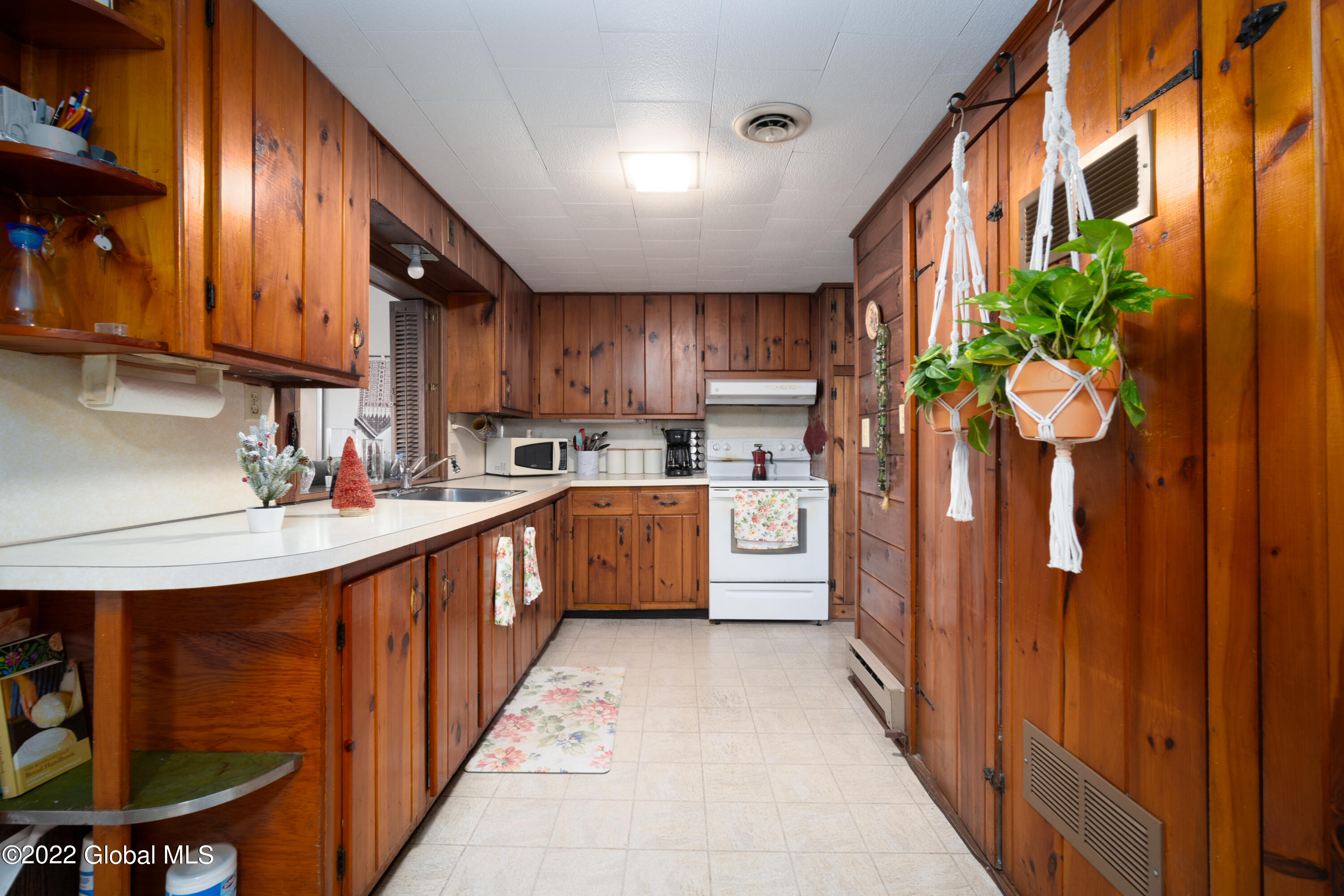1771 Rugby Road Schenectady, NY 12309 - Photo 8 of 27 1771 Rugby Rd Schenectady NY print-5