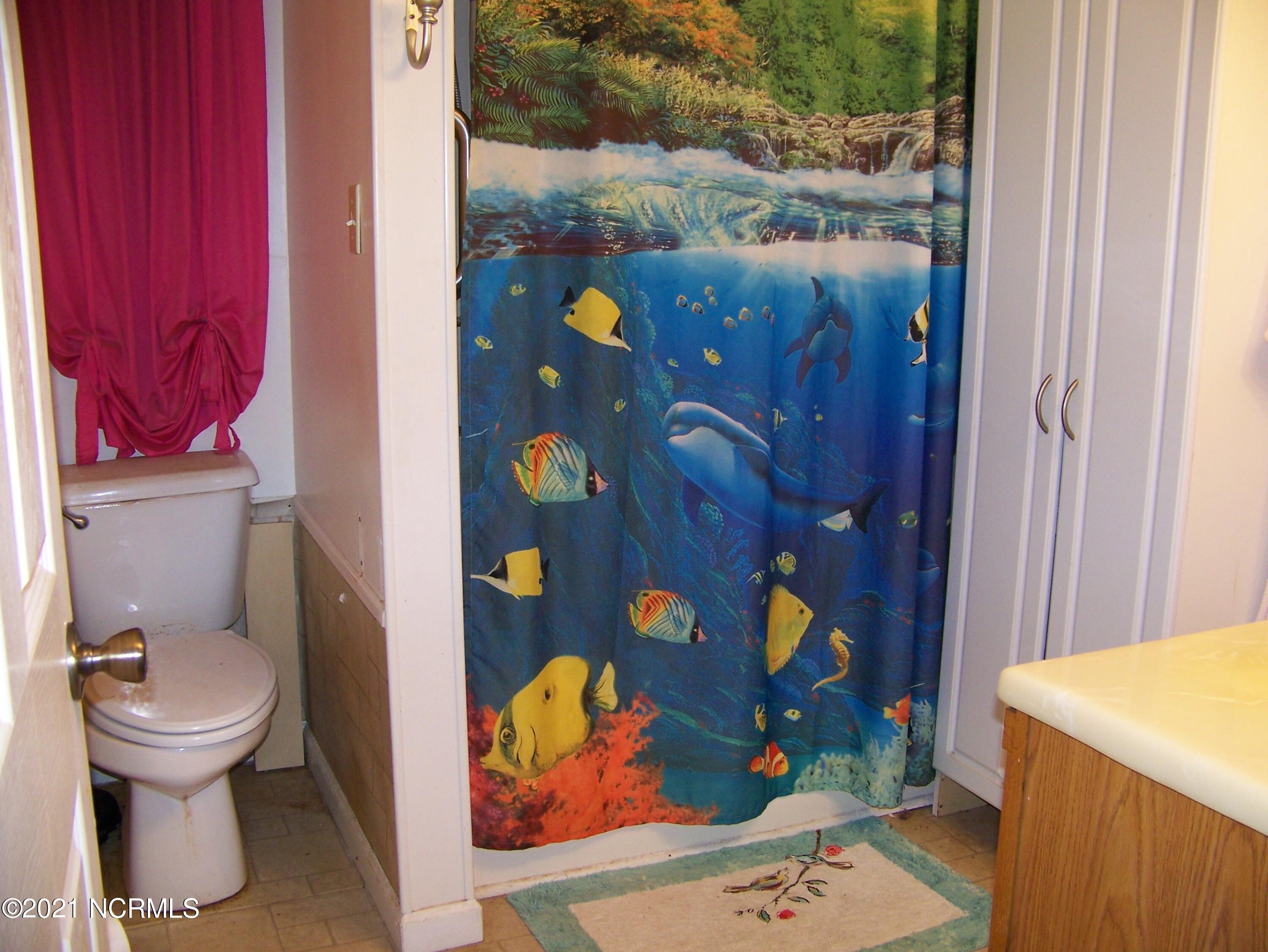 261 Shore Road Newport, NC 28570 - Photo 15 of 31 #1 bathroom