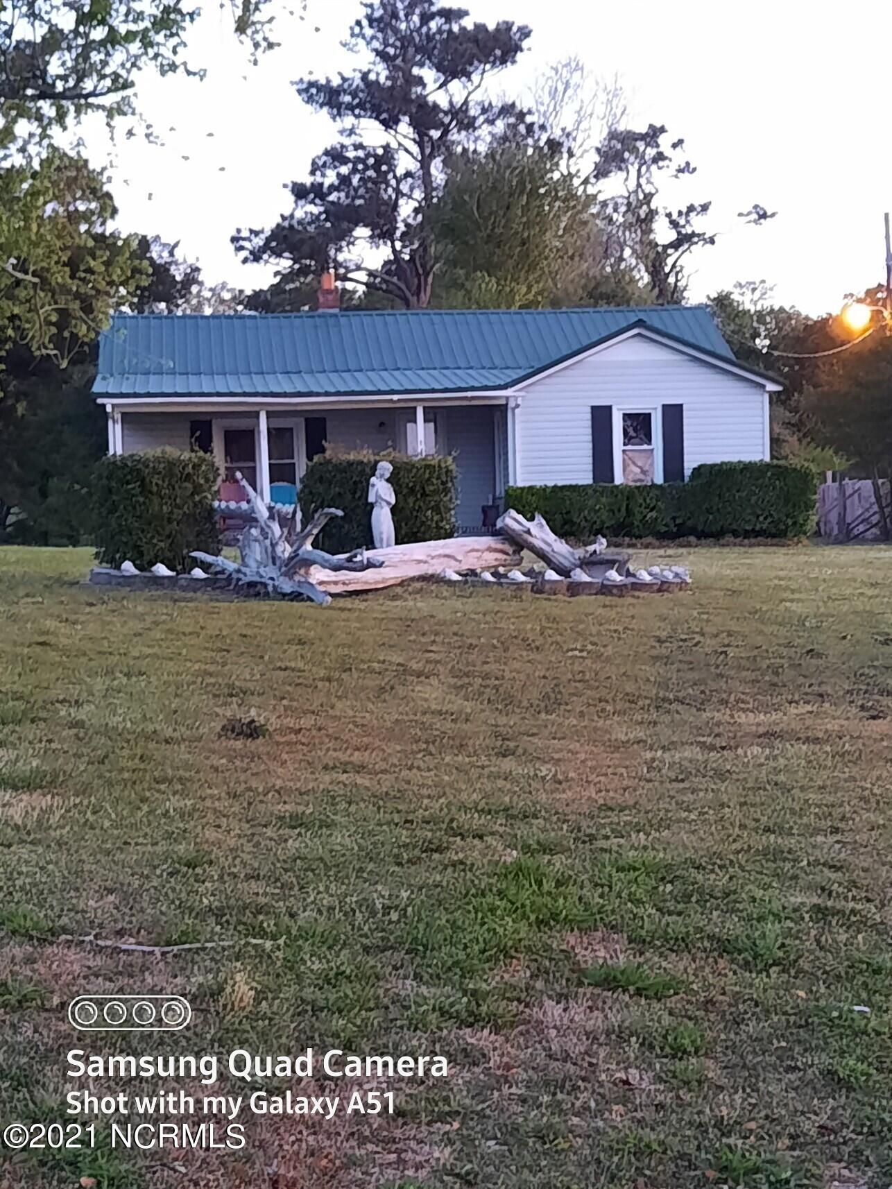 261 Shore Road Newport, NC 28570 - Photo 2 of 31 Shore Rd 3 the house