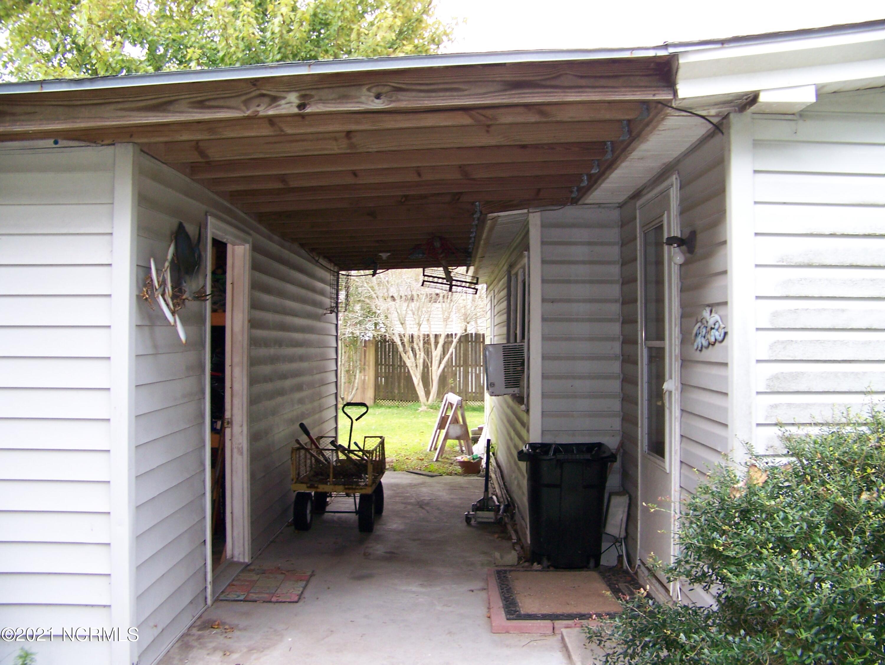 261 Shore Road Newport, NC 28570 - Photo 22 of 31 Rear of home has workshop