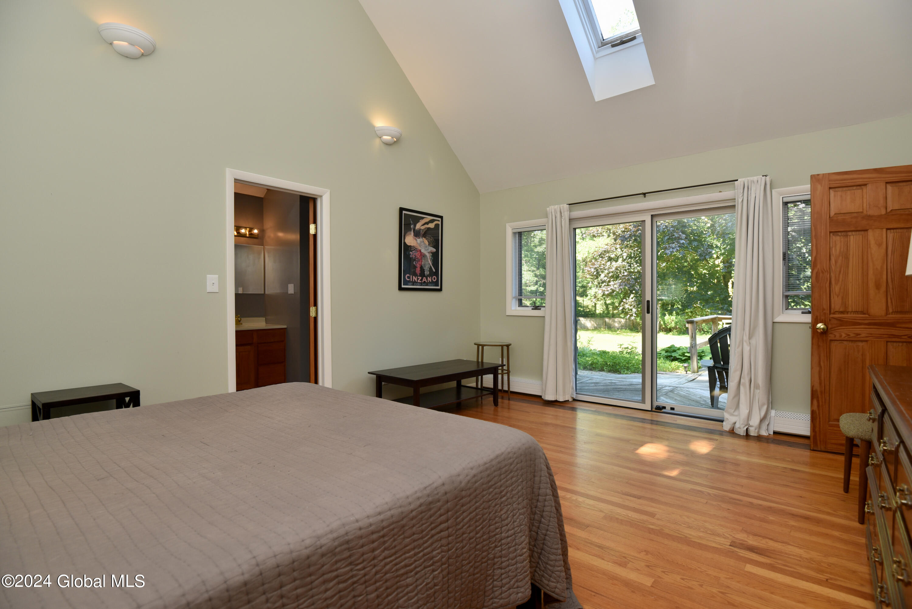 101 King Road Saratoga Springs, NY 12866 - Photo 19 of 64 25