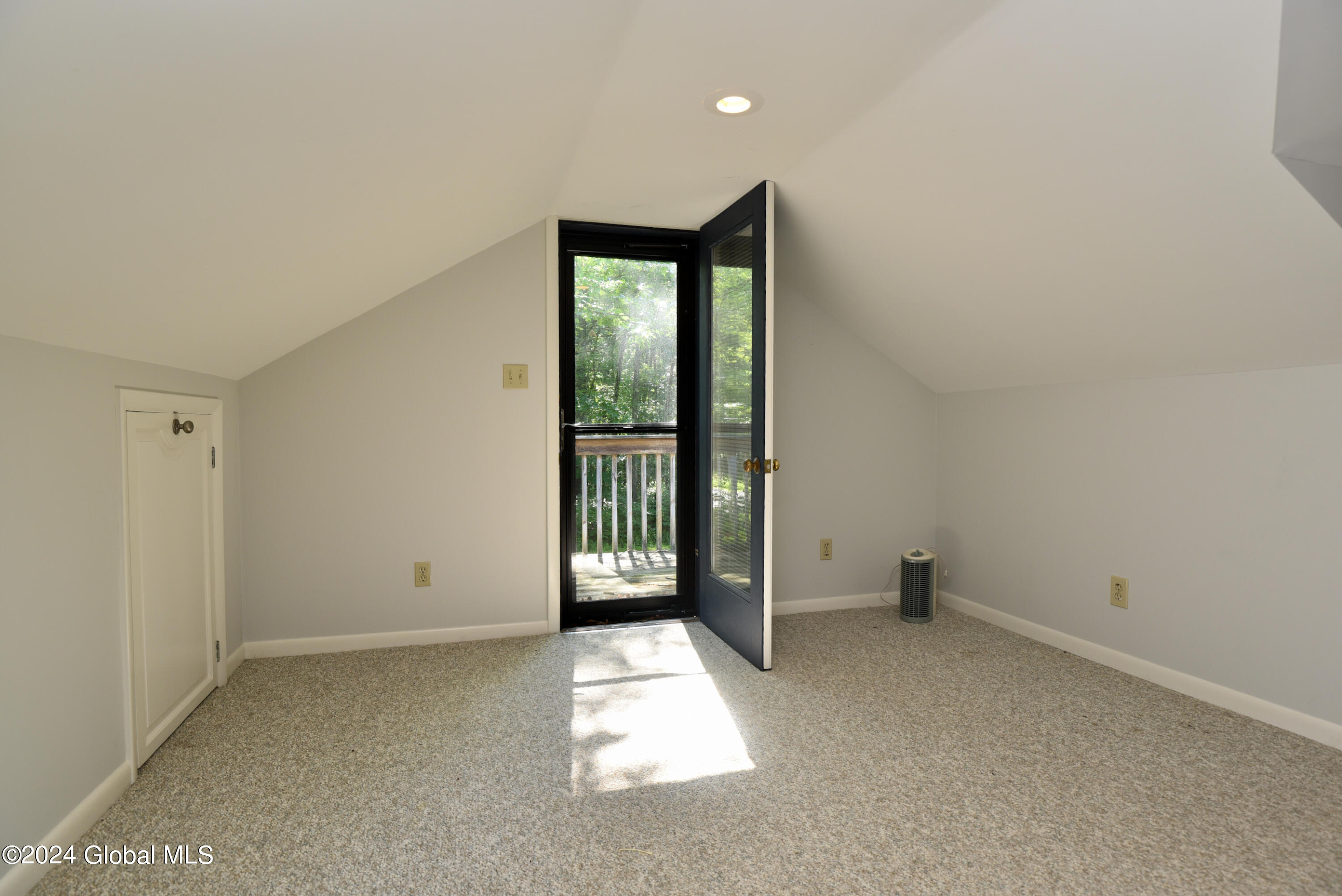 101 King Road Saratoga Springs, NY 12866 - Photo 32 of 64 32