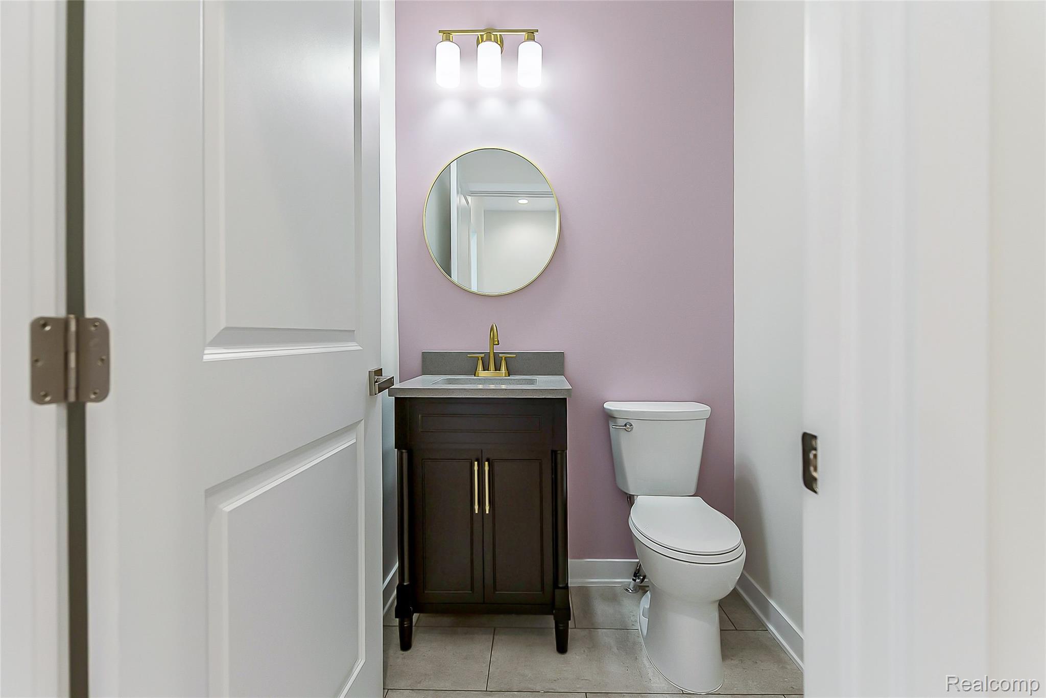 2878 Clivedon Road Howell, MI 48843 - Photo 24 of 41 HALF BATH