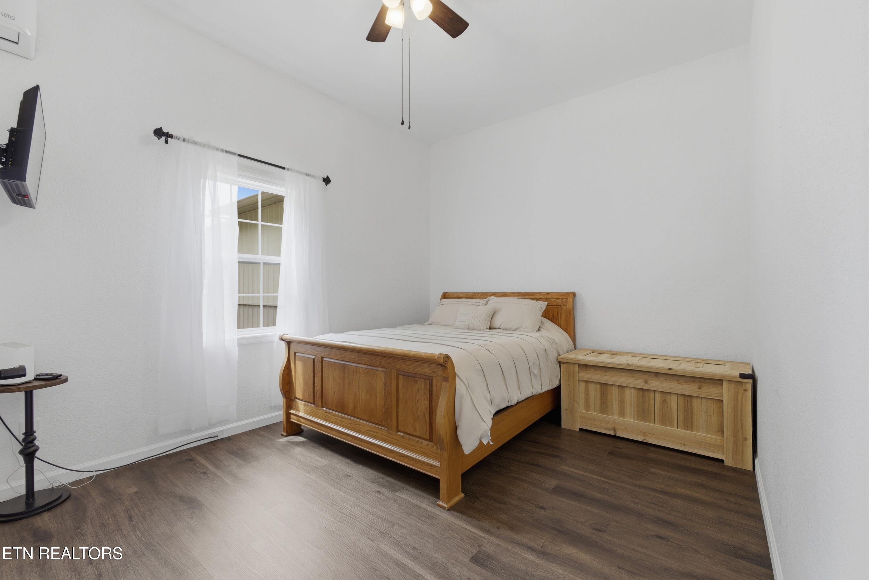 111 Eagle Point Road Oakdale, TN 37829 - Photo 36 of 56 guest bedroom