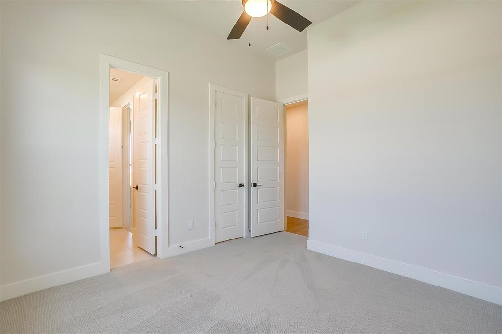 806 Feathergrass Place Haslet, TX 76052 - Photo 8 of 40