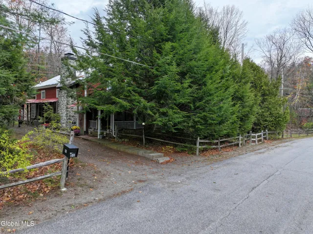 $395,000 | 51 Dyckman Road, Schroon, NY 12870