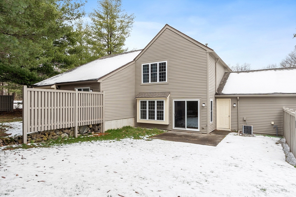301 C Ridgefield Circle, Unit C Clinton, MA 01510 - Photo 3 of 29 Gallery Image 3