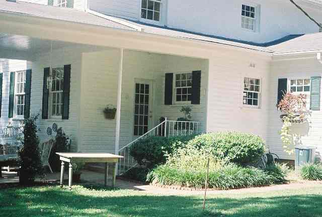 221 Guthrie Road Belton, SC 29627 - Photo 3 of 9 Gallery Image 3
