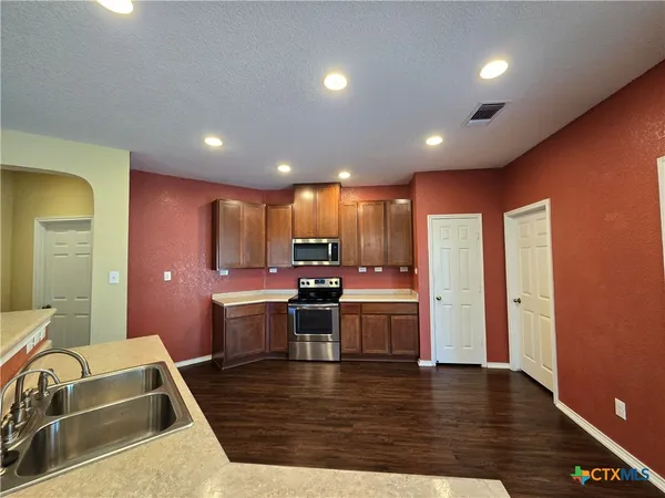 $1,895 | 1492 Jordan Crossing, New Braunfels, TX 78130