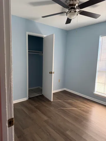 $1,325 | 298 Cross Drive, Crestview, FL 32536