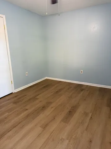 $1,325 | 298 Cross Drive, Crestview, FL 32536