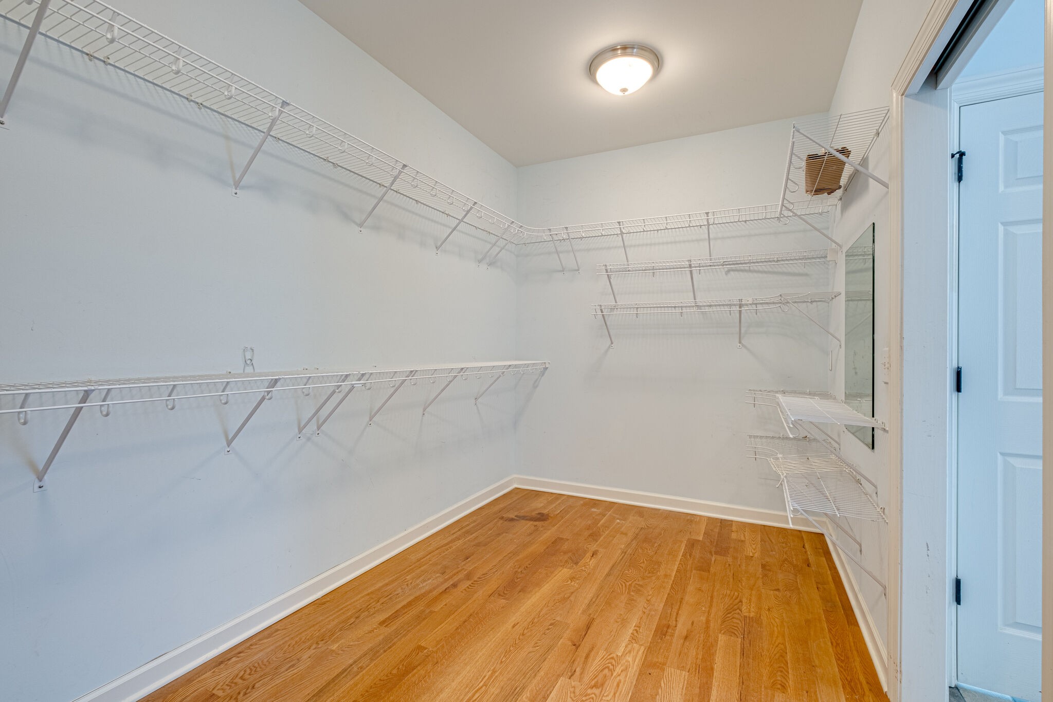 576 Swamp Road Eagleville, TN 37060 - Photo 20 of 27 a view of a room with wooden floor