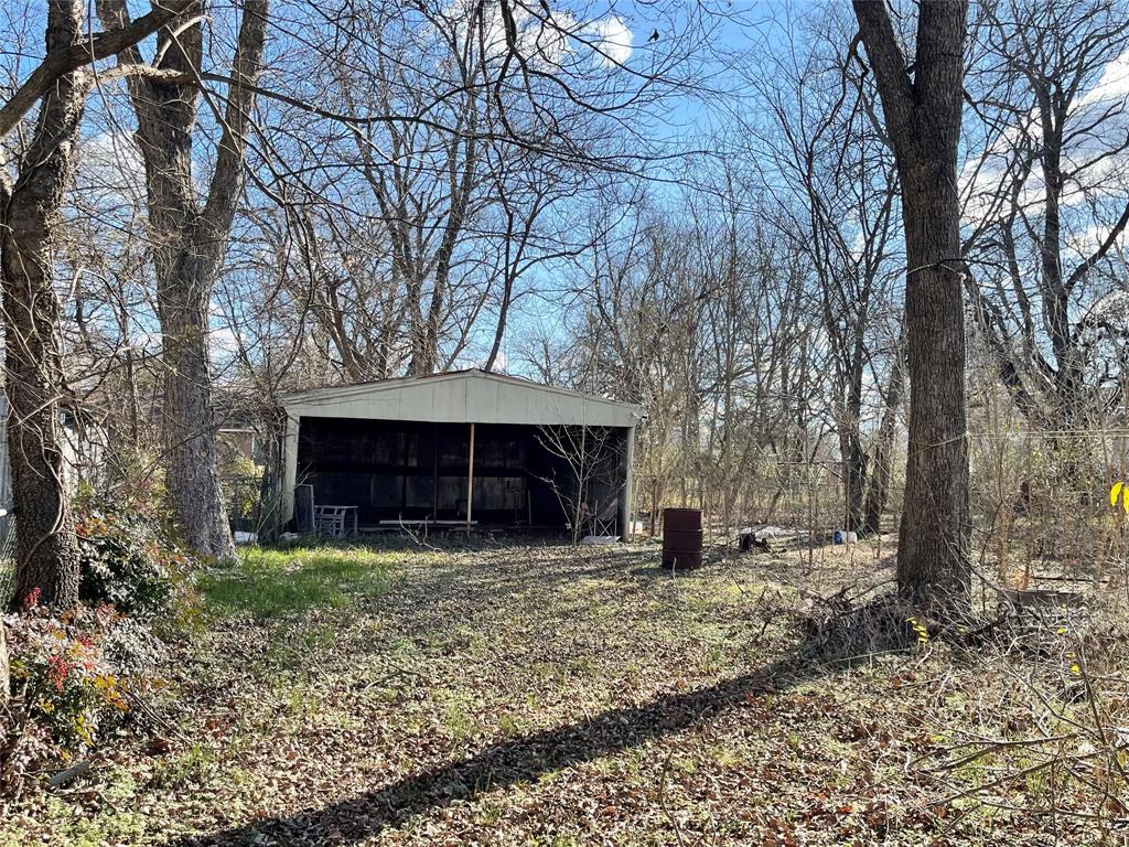 863 4th Street Southwest Paris, TX 75460 - Photo 11 of 12