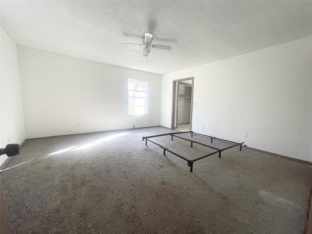 863 4th Street Southwest Paris, TX 75460 - Photo 8 of 12