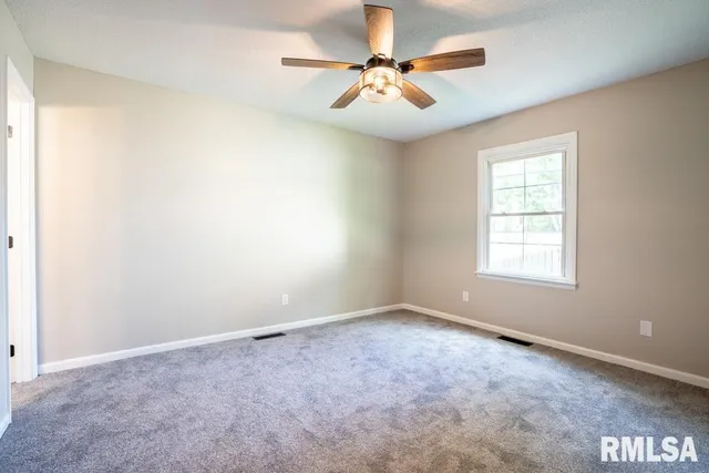 $181,900 | 865 Stardust Drive, Herrin, IL 62948