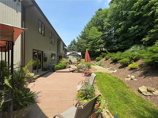 $1,150,000 | 30 Croyhill Drive, Indiana, PA 15701