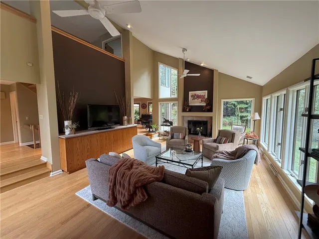 $1,150,000 | 30 Croyhill Drive, Indiana, PA 15701