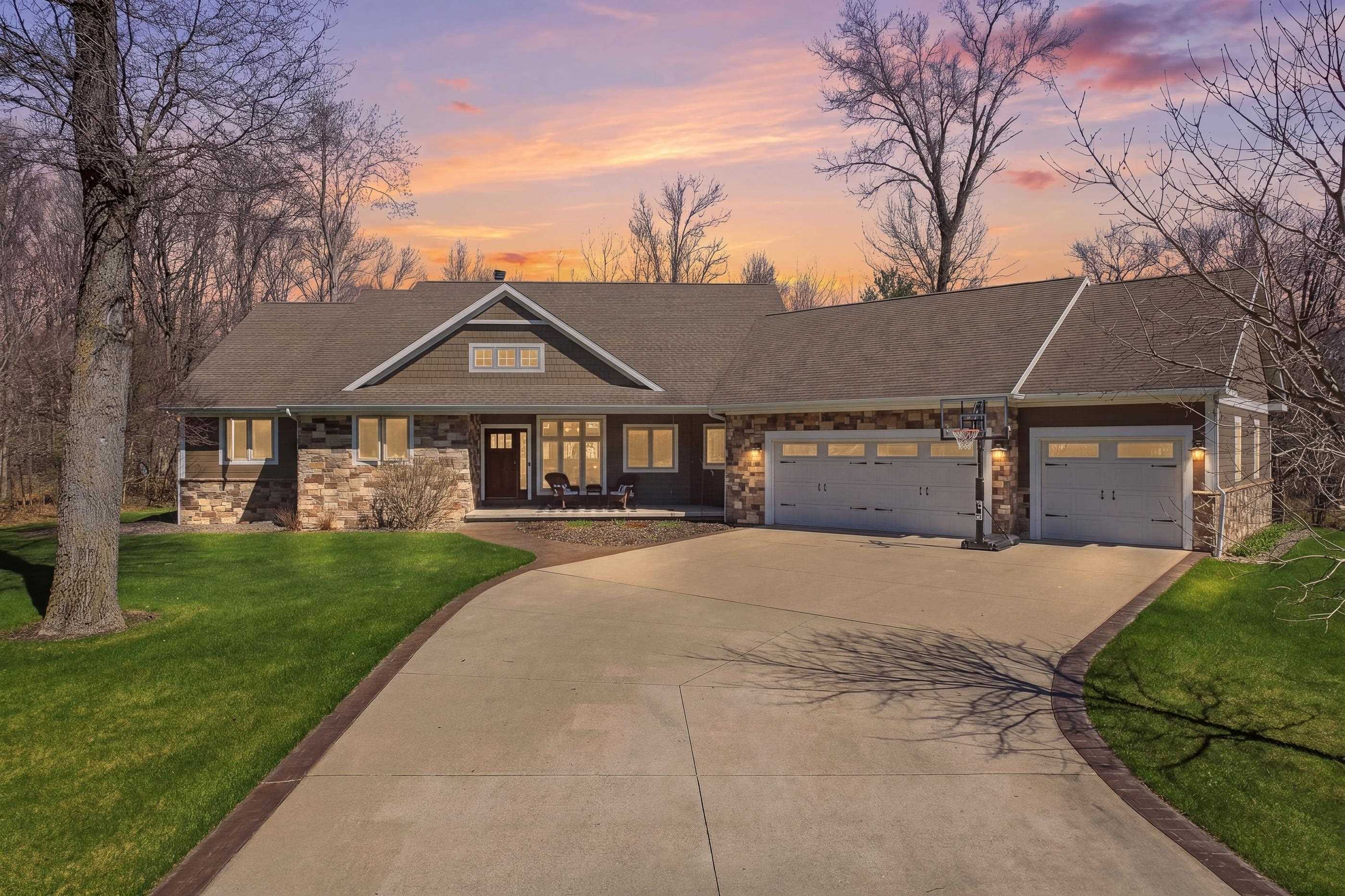 4808 Beaver Dam Road Stevens Point, WI 54482 - Photo 1 of 60