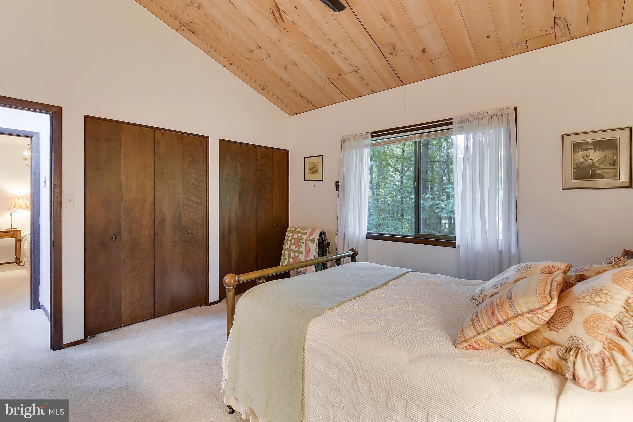 10908 Thanlet Lane Reston, VA 20190 - Photo 21 of 30 Bedroom