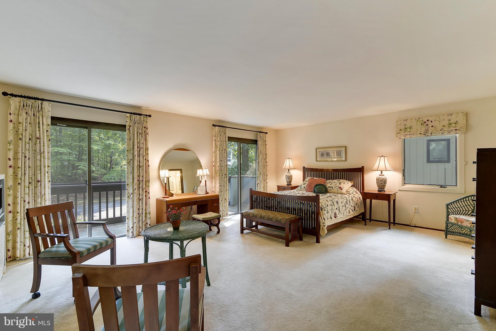 10908 Thanlet Lane Reston, VA 20190 - Photo 23 of 30 Bedroom (Master)