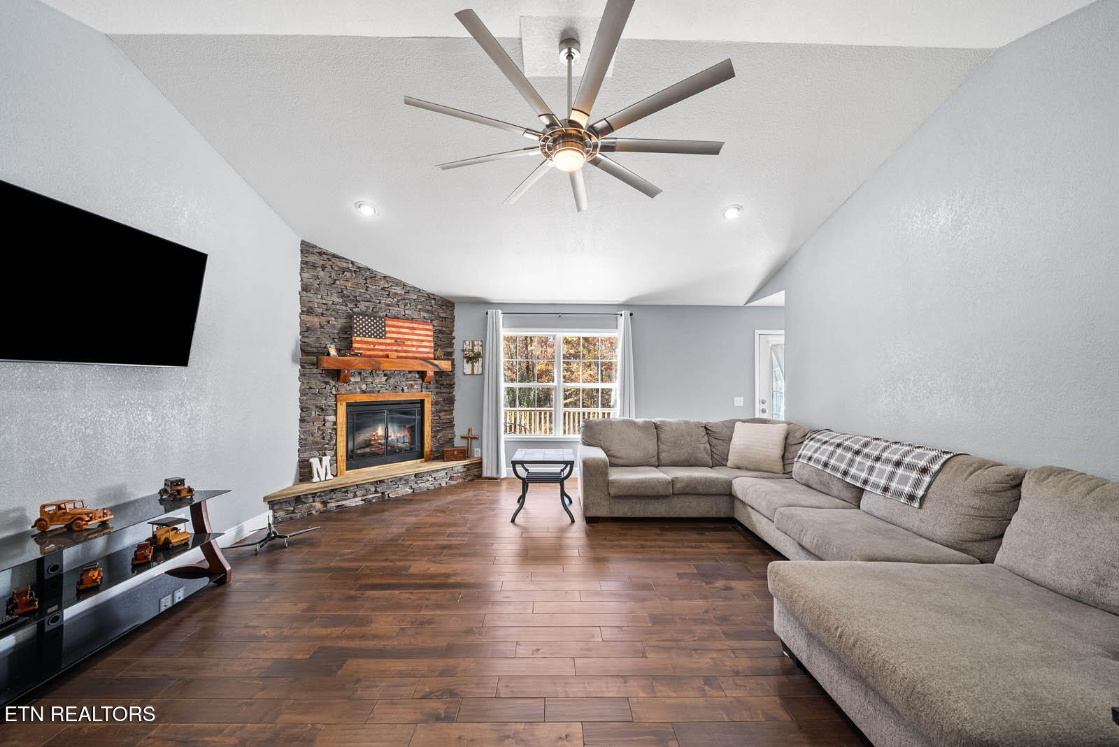 1383 Old Bean Shed Road Clarkrange, TN 38553 - Photo 12 of 36 DSC01985