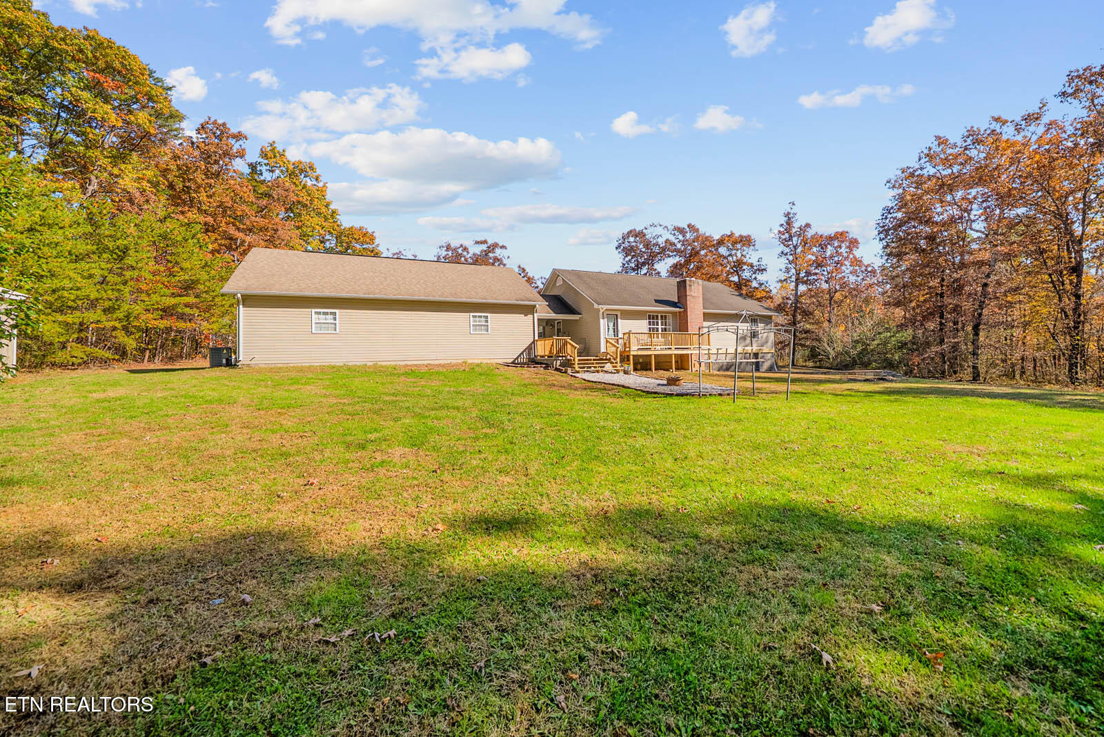 1383 Old Bean Shed Road Clarkrange, TN 38553 - Photo 30 of 36 23