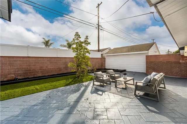 $1,499,000 | 2130 Kallin Avenue, Long Beach, CA 90815