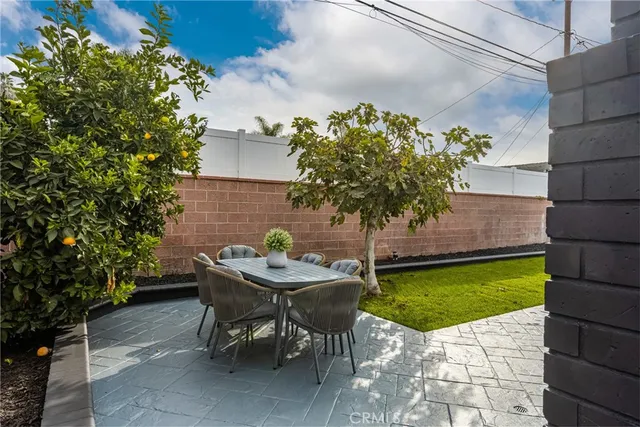 $1,499,000 | 2130 Kallin Avenue, Long Beach, CA 90815