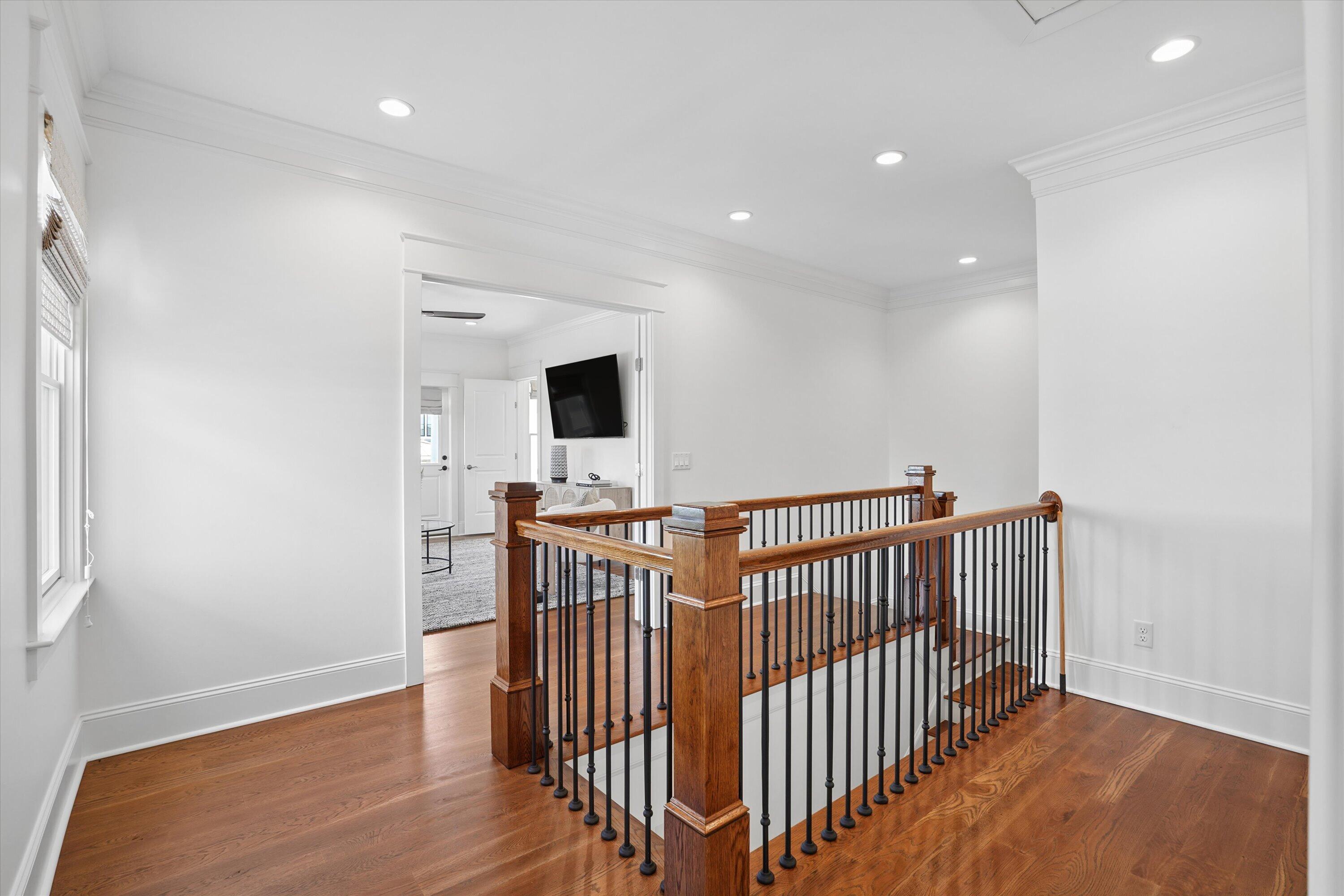 305 Apprentice Street Charleston, SC 29492 - Photo 51 of 82 Second Floor Landing