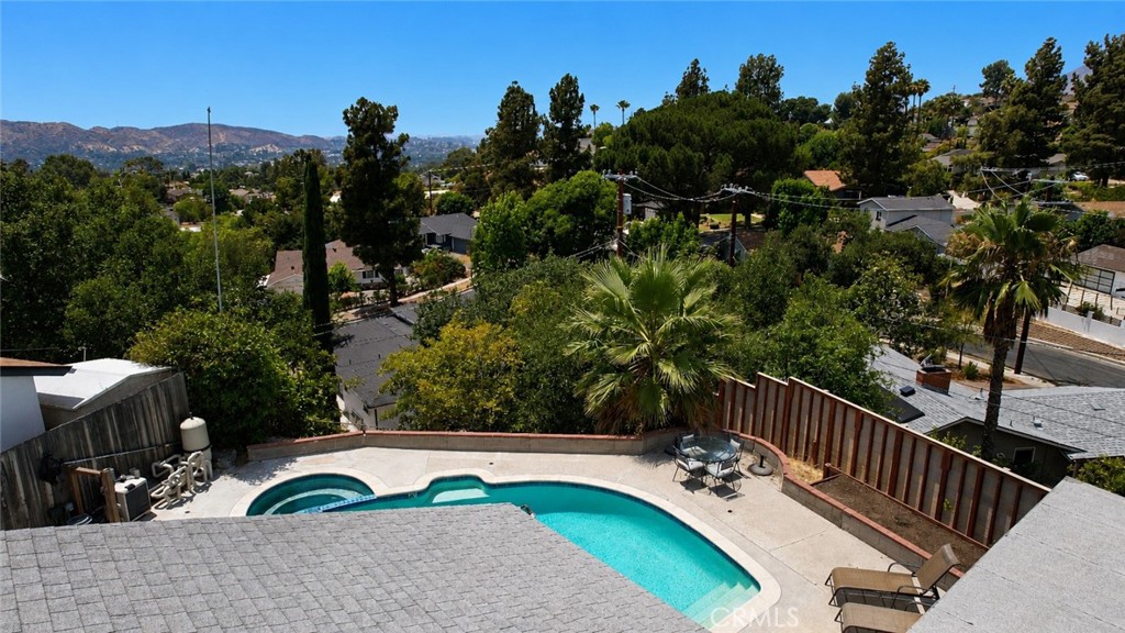 7129 Samoa Place Tujunga, CA 91042 - Photo 13 of 29