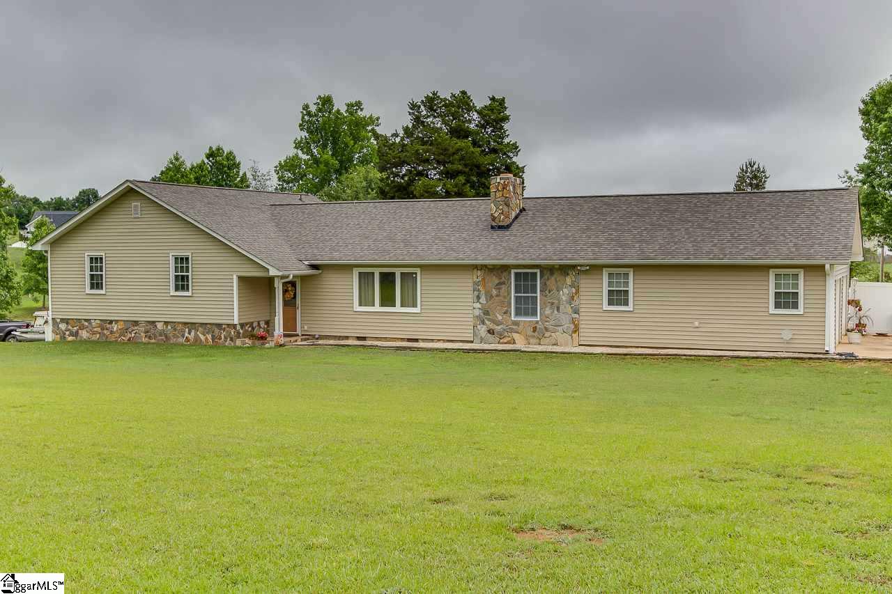 410 Barnett Road Greer, SC 29651 - Photo 1 of 34