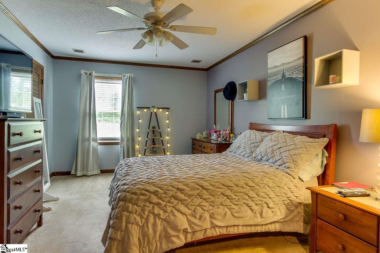 410 Barnett Road Greer, SC 29651 - Photo 30 of 34