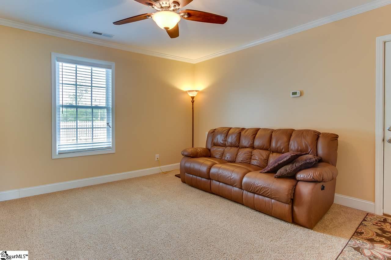 410 Barnett Road Greer, SC 29651 - Photo 32 of 34