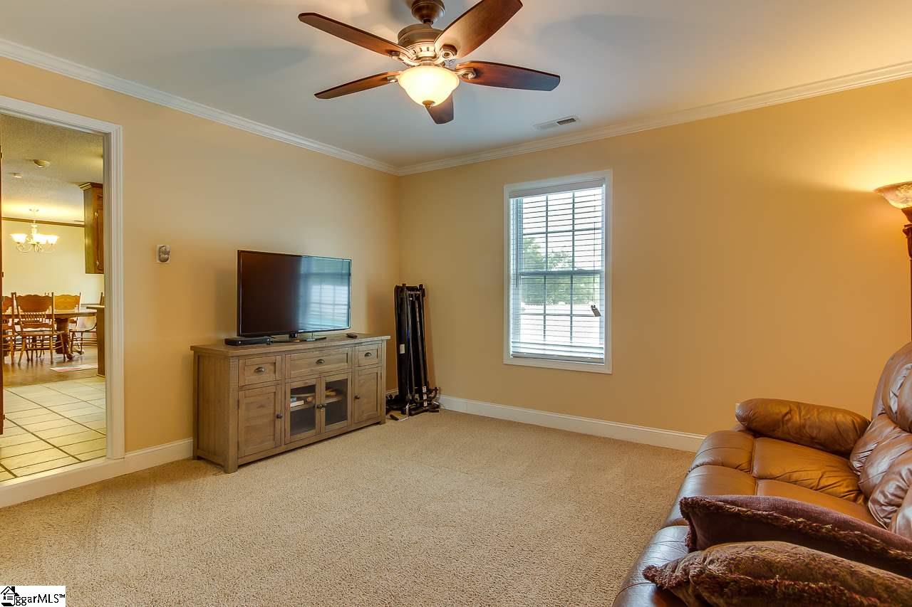 410 Barnett Road Greer, SC 29651 - Photo 33 of 34