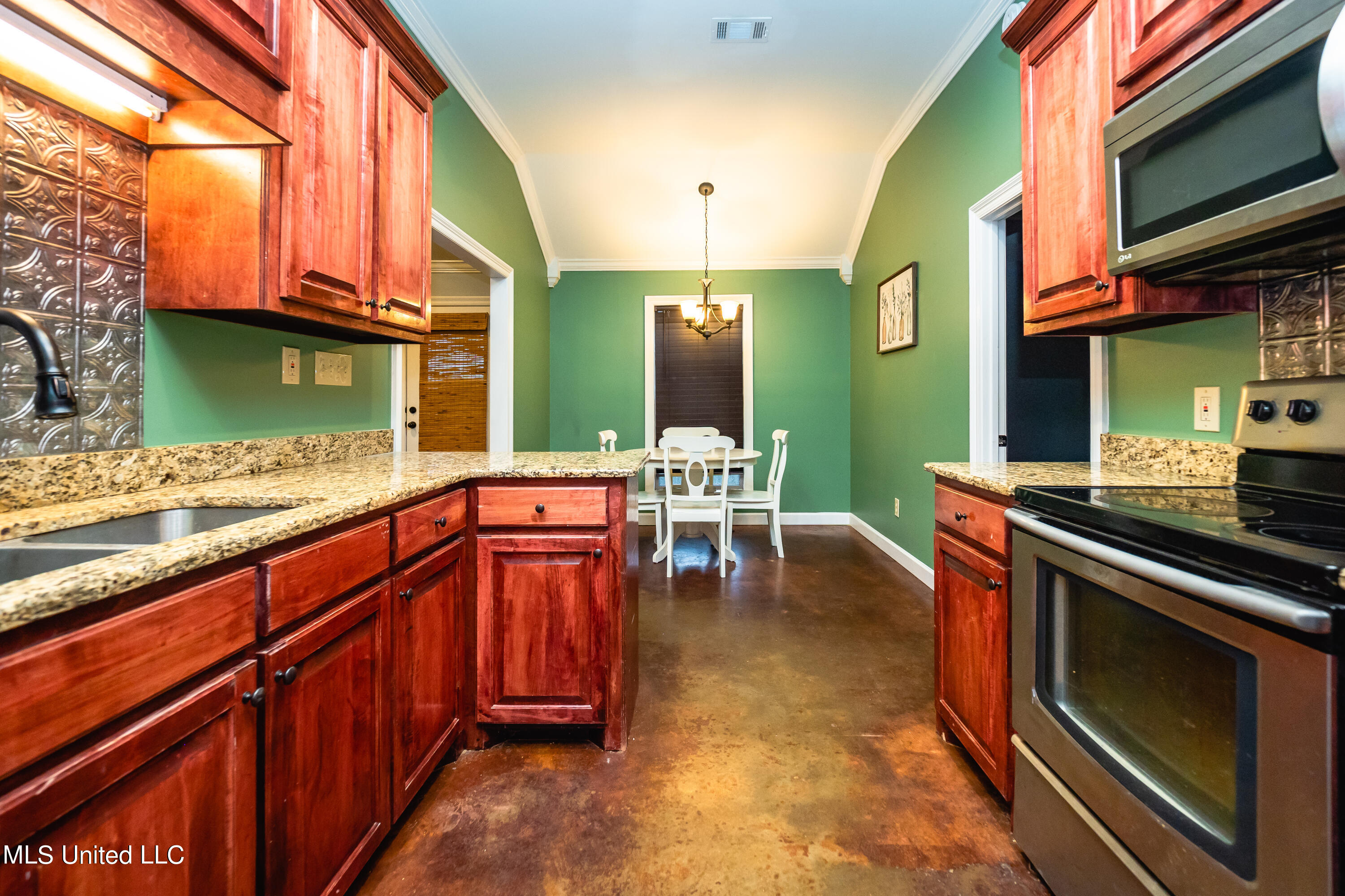 415 Greenfield Ridge Circle Brandon, MS 39042 - Photo 8 of 25 PC140075